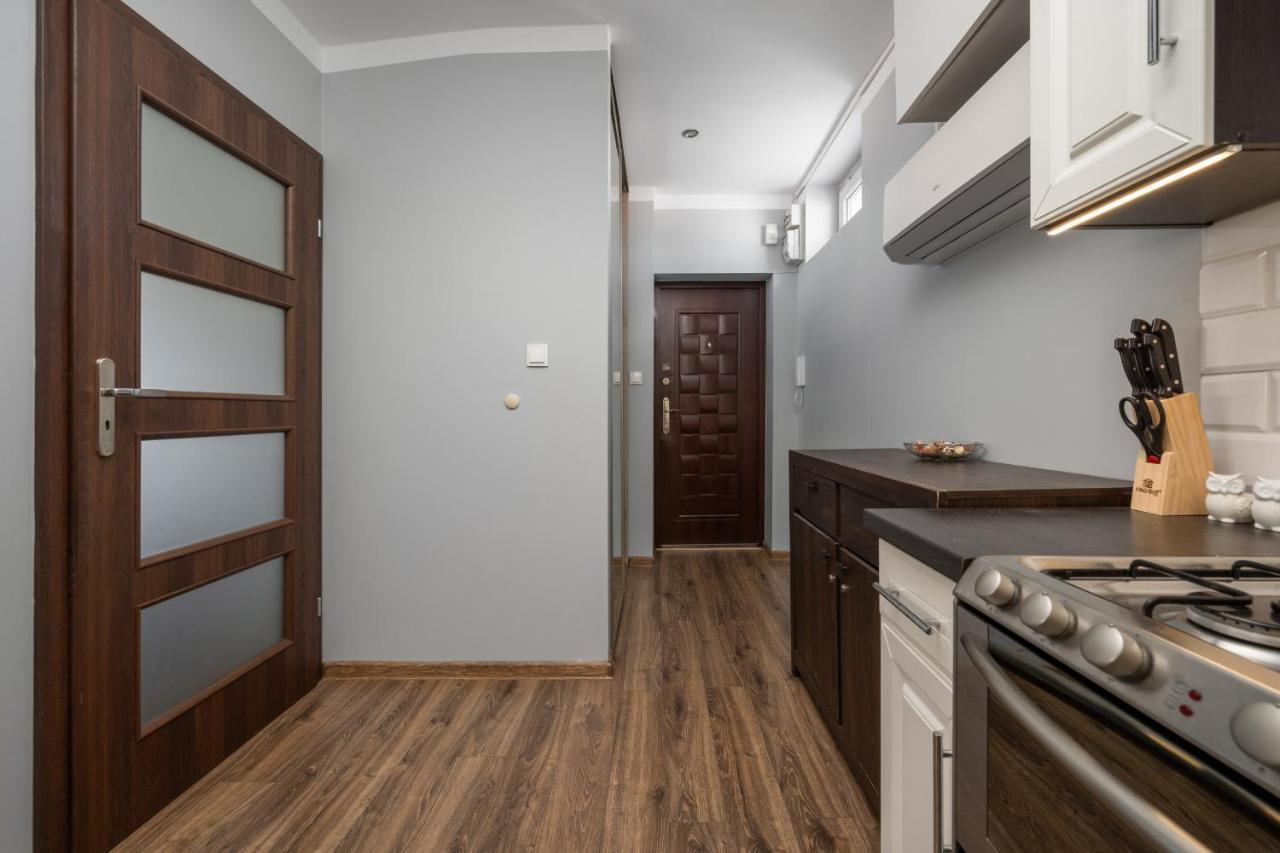 Market Square Corner Apartment Kuznicza By Noclegi Renters Wrocław Exteriör bild