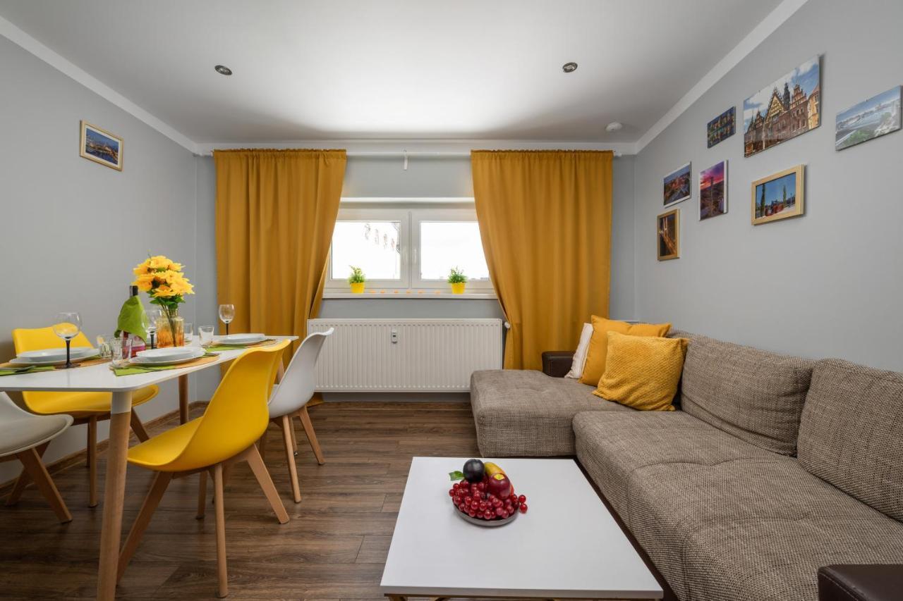 Market Square Corner Apartment Kuznicza By Noclegi Renters Wrocław Exteriör bild